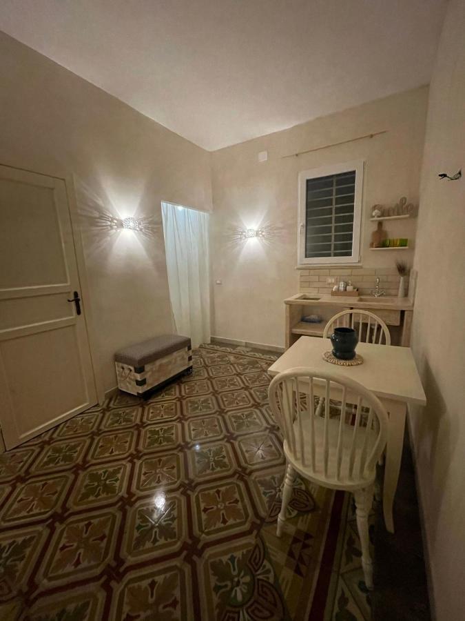 Seaside Temporary House Apartment Leporano Exterior photo